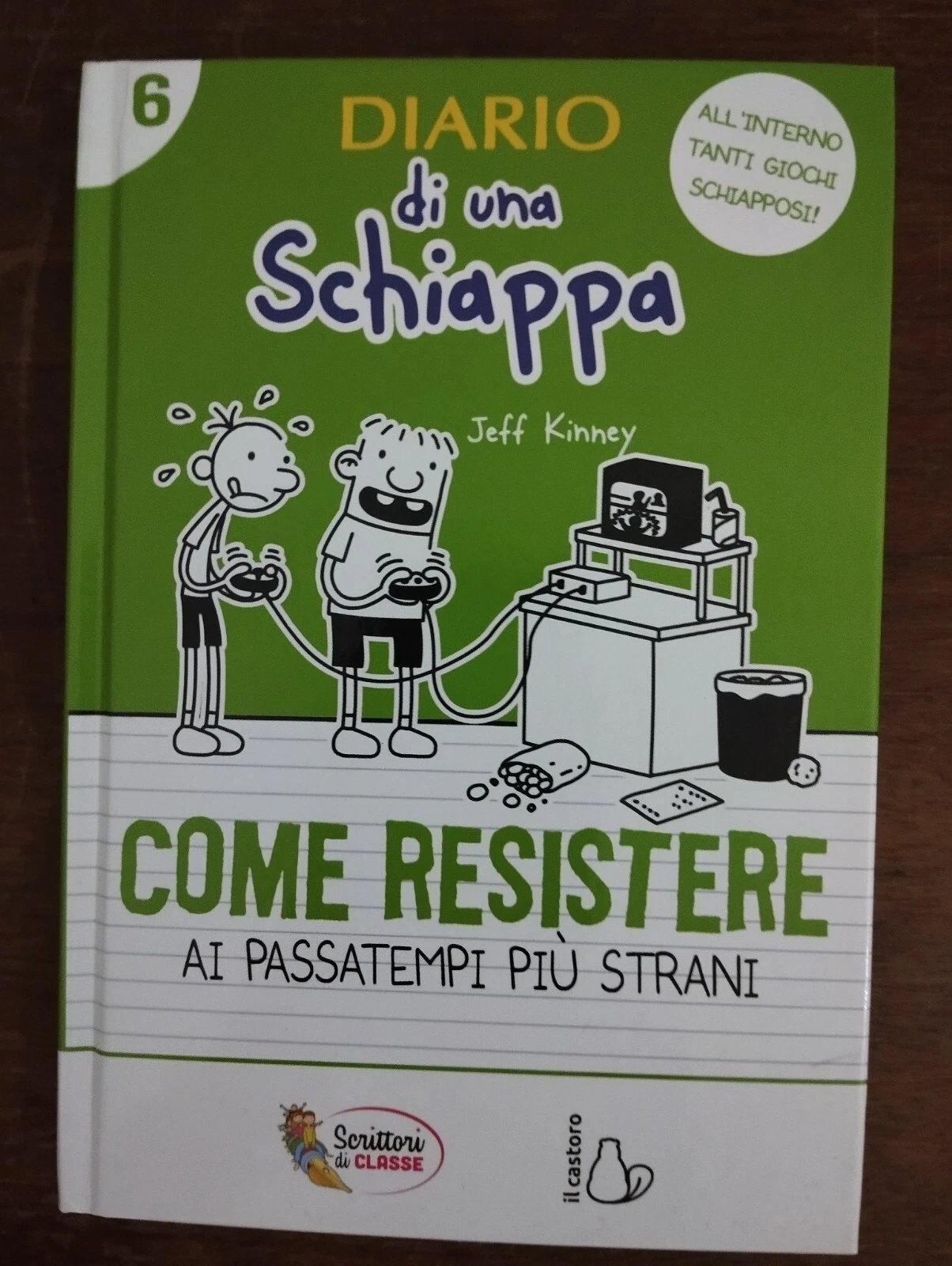 Copertina del libro DIARIO DI UNA SCHIAPPA - COME RESISTERE AI PASSATEMPI PIU' STRANI