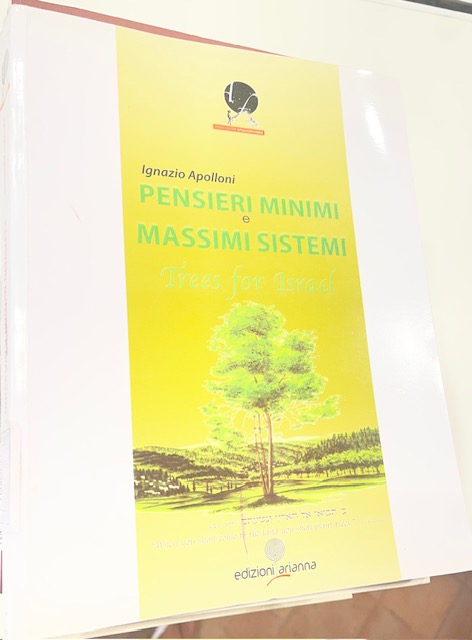 Copertina del libro Pensieri minimi e massimi sistemi - Trees for Israel